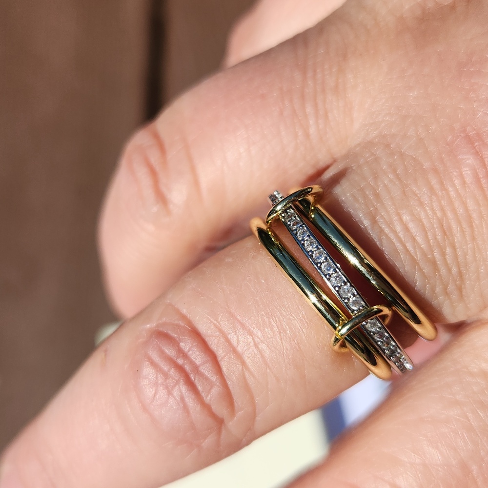 Multi Link Connected Rings - Picture 2 of 3
